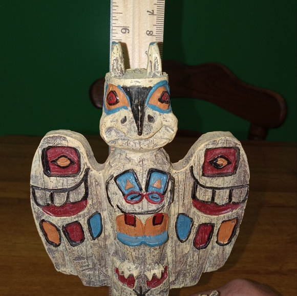 Vintage Wolf and Totem Pole Figurine 9in - Picture 6 of 15